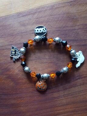 Halloween Charm Beaded Bracelet - Orange & Black